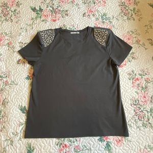 Gray blouse with crystal details on the sleeves W/B Zara brand